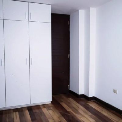 VENTA DE DEPARTAMENTO EN 1° PISO EN URB. SANTA VICTORIA